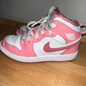 Kids Nike Jordan 1 Mid size 12